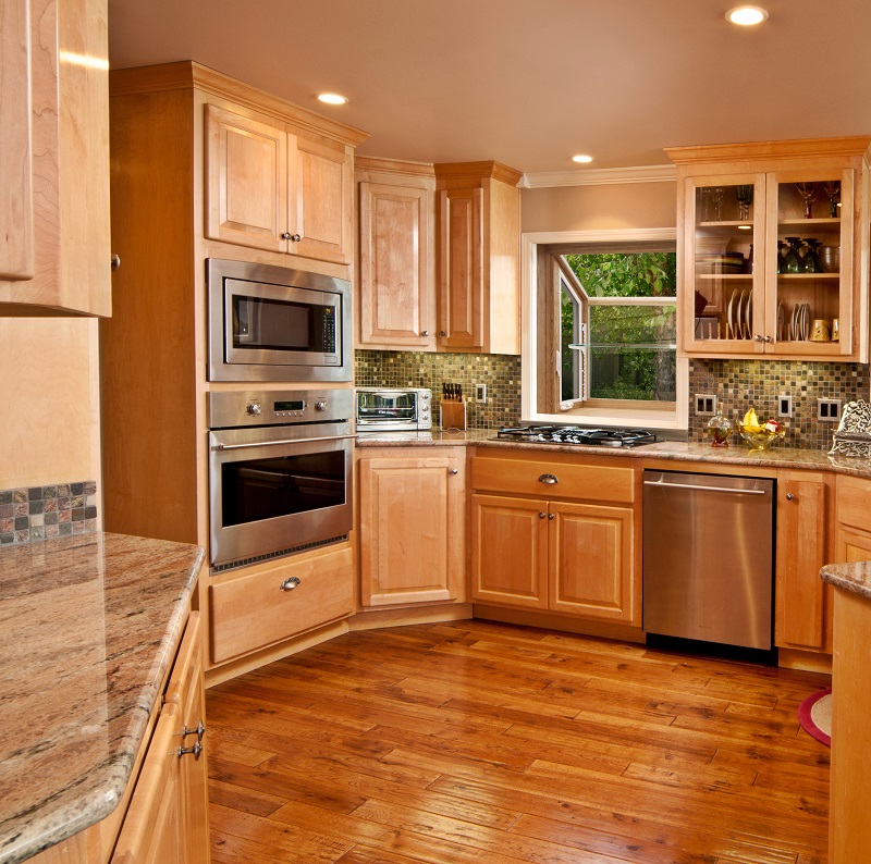 garden window above kitchen counter